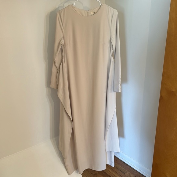 Veiled Collection Dress - Picture 3 of 12